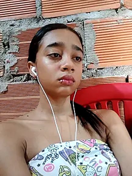 Zoe_Sweett18