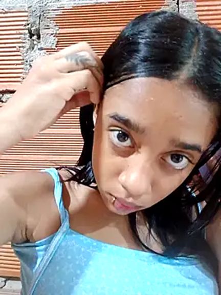 Zoe_Sweett18