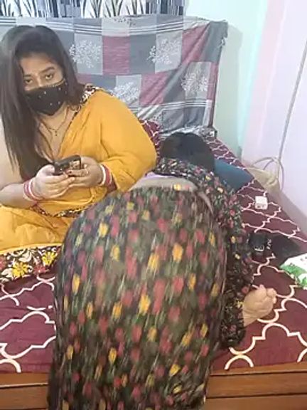 Indian_hotmilfs