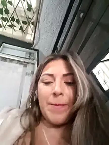 Isabellaa_Garcia_