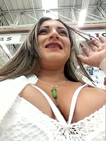 Isabellaa_Garcia_