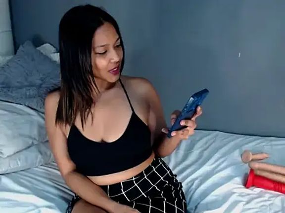 _MoniqueLovay_