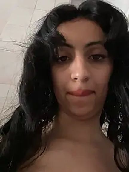 Noura69