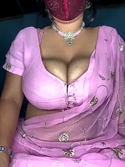 Lovely-Shivani