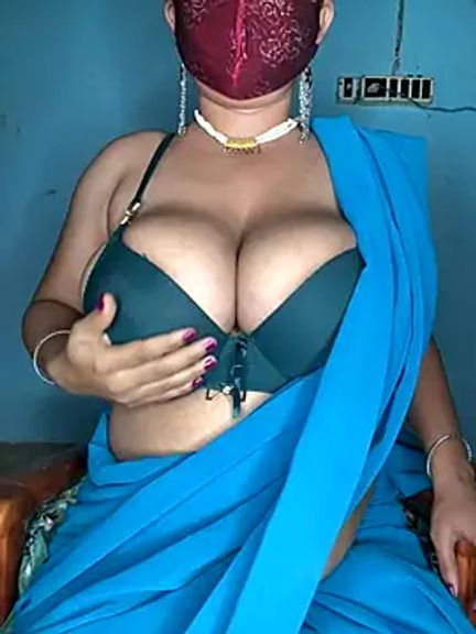 Lovely-Shivani