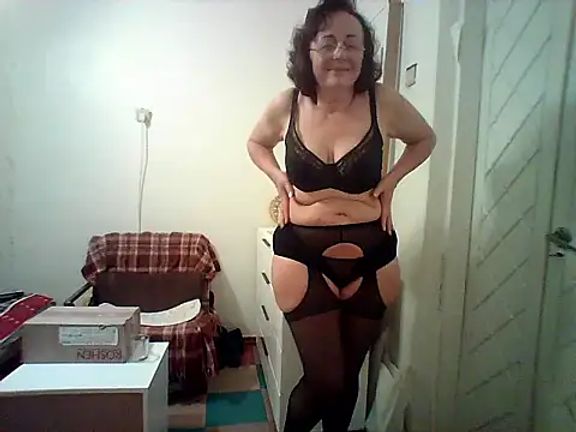 Julia5439