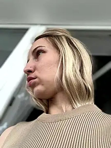 Adelina0001