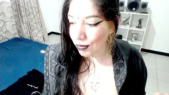 sharonnleon