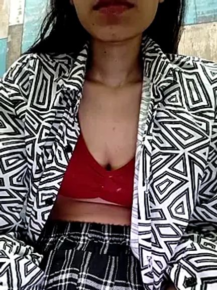cute_IndianBabe