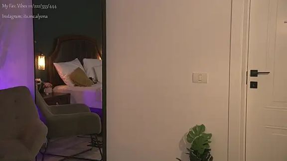 AlyonaX