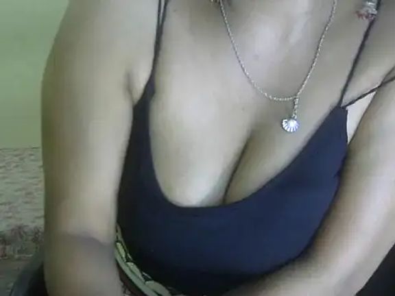 Lusty_Wife1