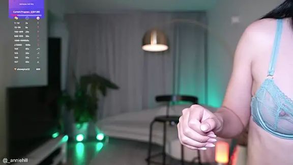 anniehillofficial