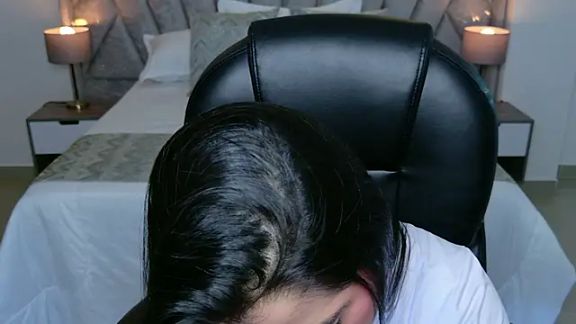 Layla_Breezee