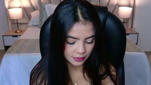 Layla_Breezee