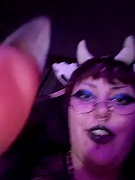Cutegothcrybabyx