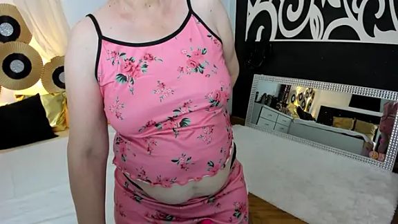 Lilly_hott