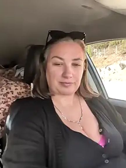 Canadian_BBW