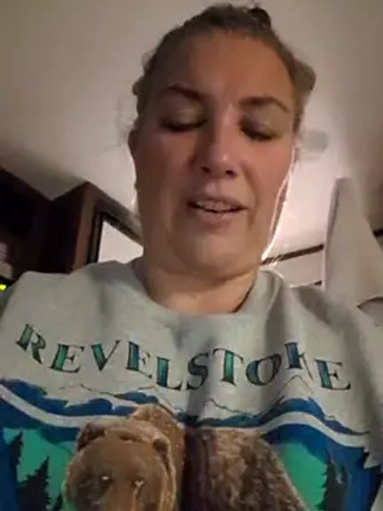 Canadian_BBW