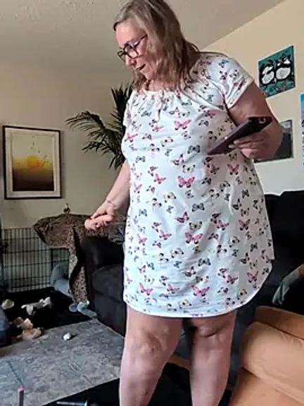 Canadian_BBW