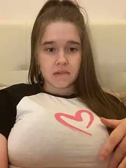 HornyGirlH