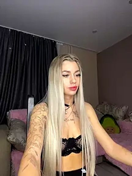 Tiffany_Kissss
