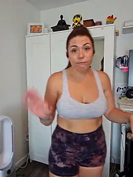 Ellie-L-Elizabeth
