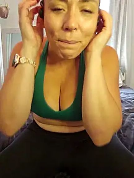 Ellie-L-Elizabeth