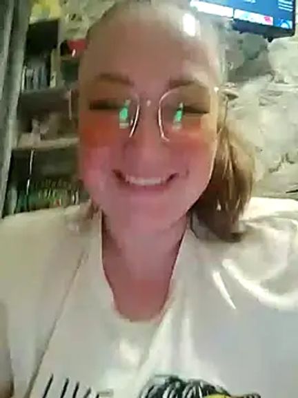 Kiss_Eva