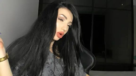 NancyLovee_