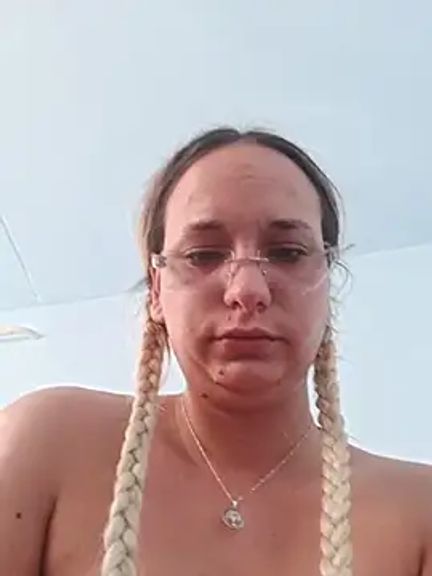 Mia_RainX
