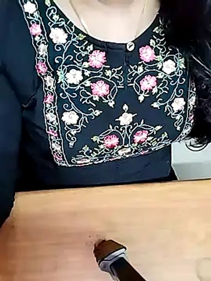 Tamil_Radha