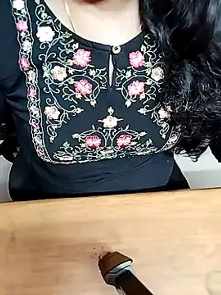 Tamil_Radha