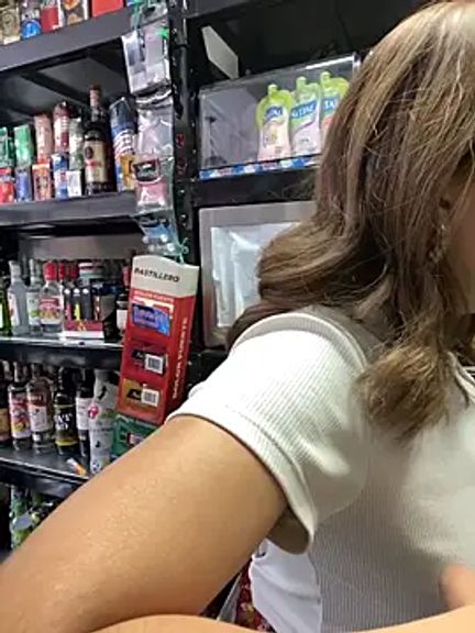 Andrea_19blonde