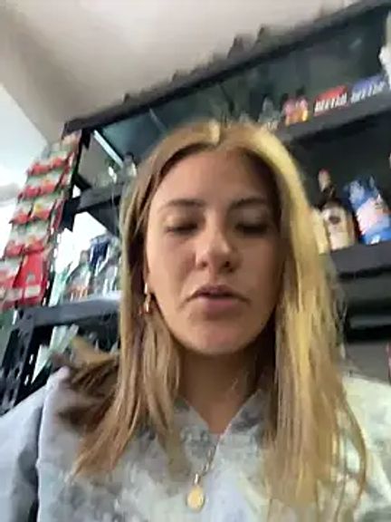 Andrea_19blonde