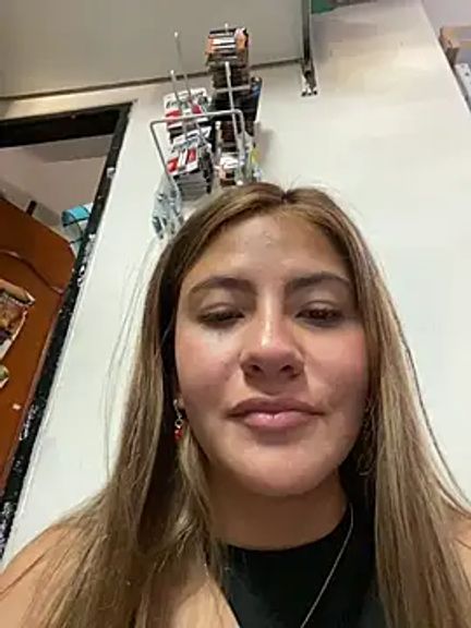 Andrea_19blonde
