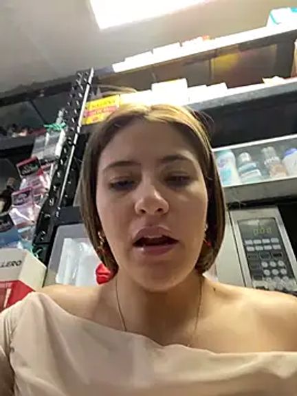 Andrea_19blonde