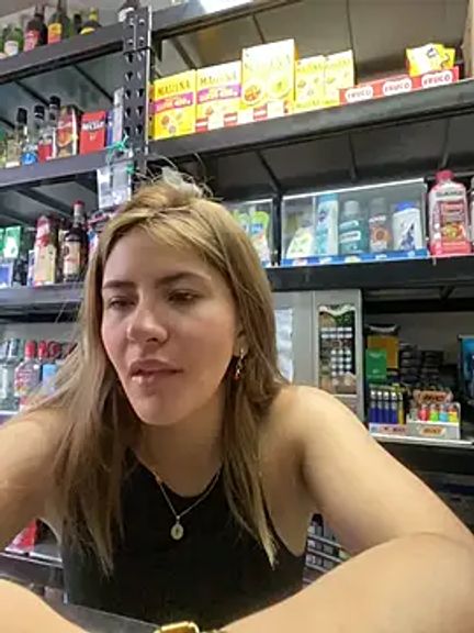 Andrea_19blonde