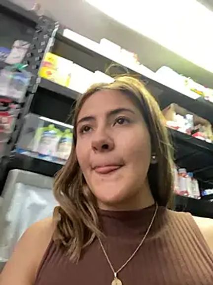 Andrea_19blonde