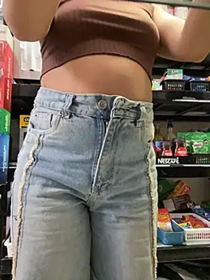 Andrea_19blonde