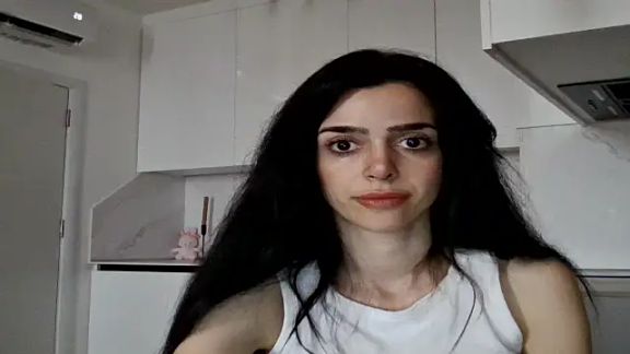 exotic_brunettee
