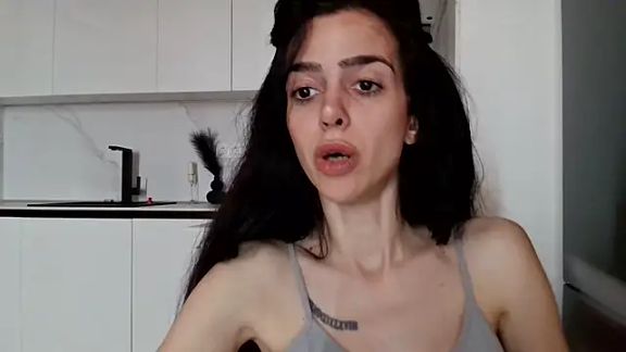 exotic_brunettee