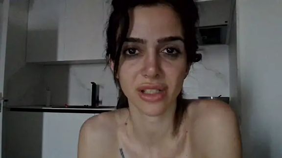 exotic_brunettee