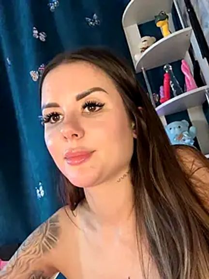 Alina_Vibe_Me