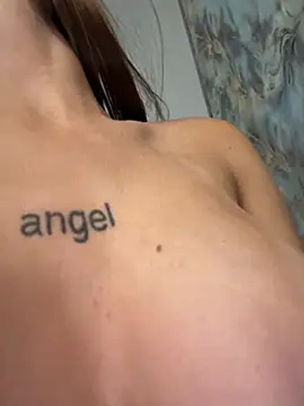 Alina_Vibe_Me