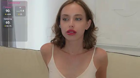 LeonaDecabrio