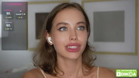 LeonaDecabrio