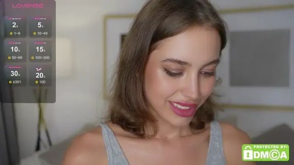 LeonaDecabrio