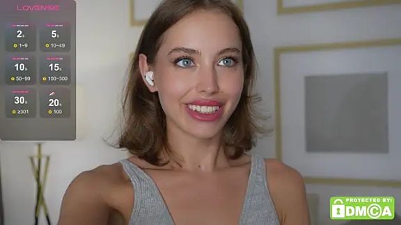 LeonaDecabrio