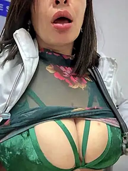 NATHALIA-28_