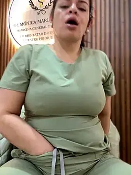 Dr_Nathalia_28
